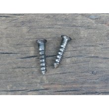 AK47 /AKM ŚRUBY DO MONTAŻU STOPKI KOLBY UŻYWANE